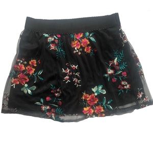 NWT CRAZY TRAIN MESH FLORAL EMBROIDERED MINI SKIRT